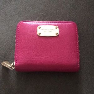 Michael kors magenta wallet